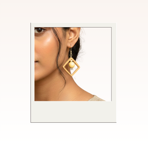 Vana-Kriti Bamboo Earrning 2